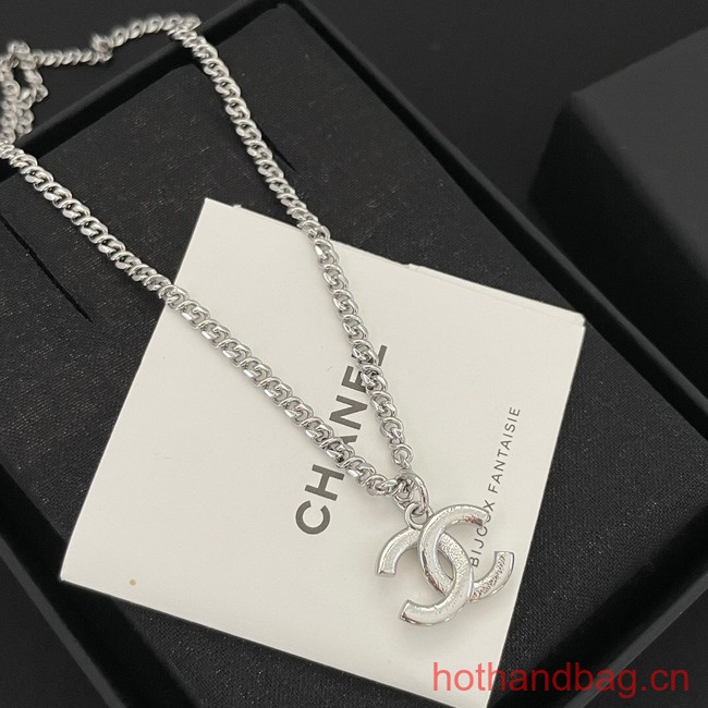 Chanel NECKLACE CE12625