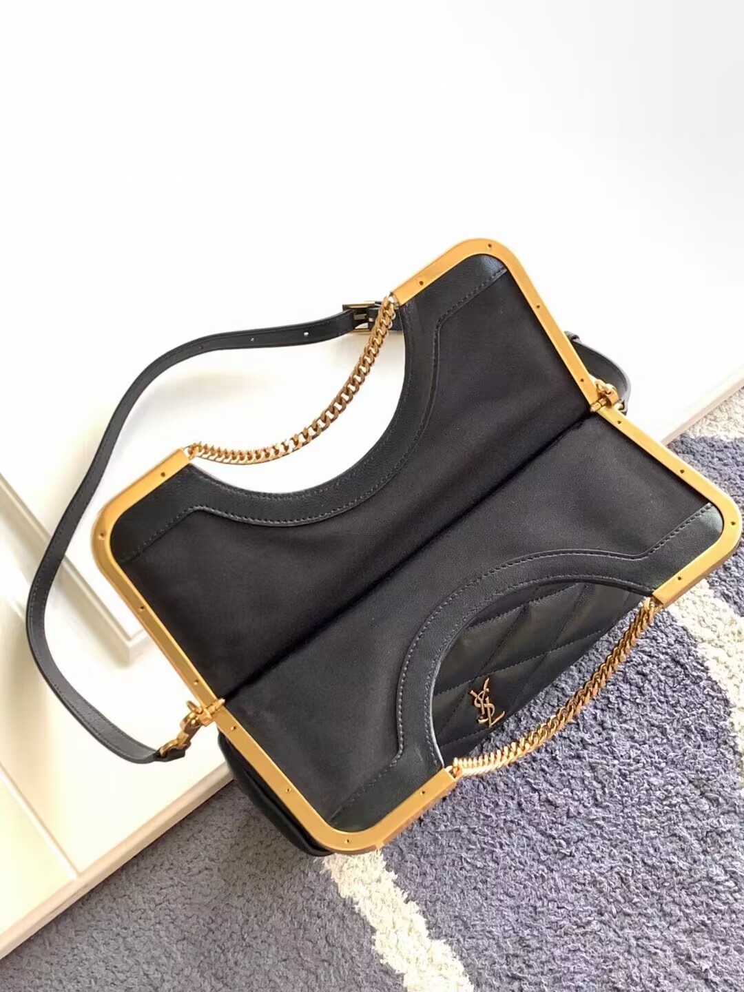 SAINT LAURENT LEATHER BAG Y668720 BLACK