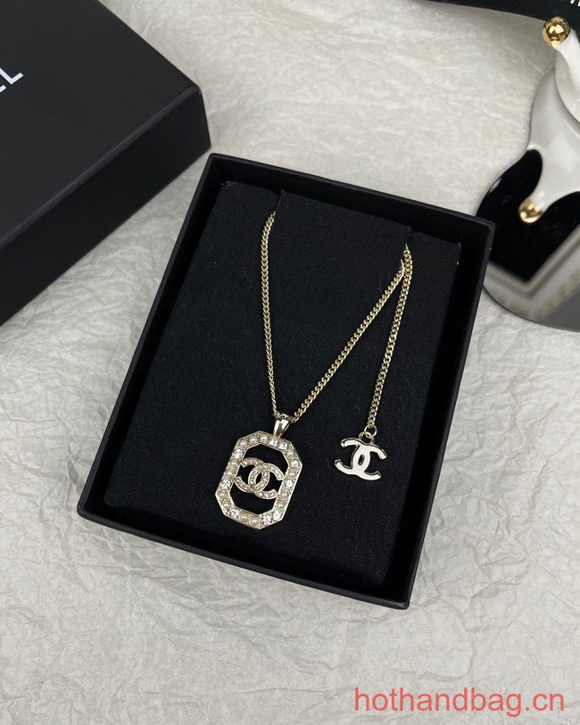 Chanel NECKLACE CE12676