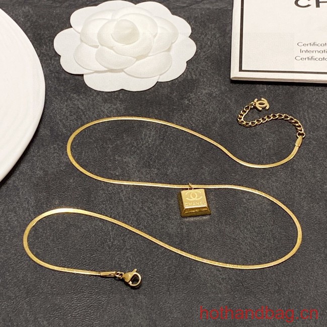 Chanel NECKLACE CE12802