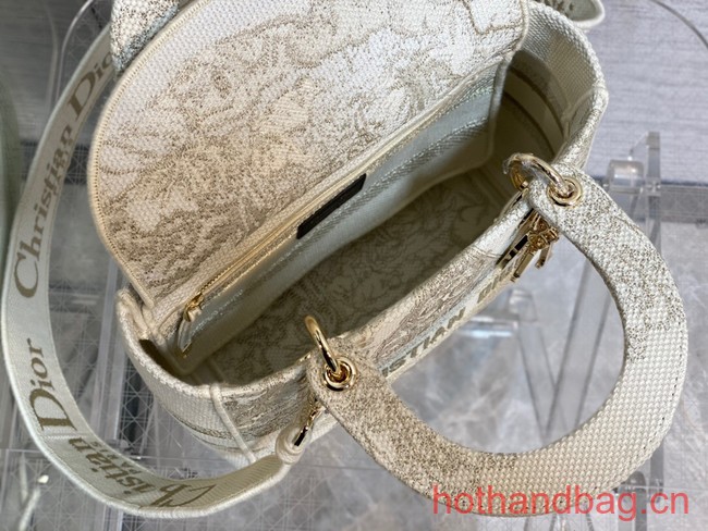 Dior MEDIUM LADY D-LITE BAG Embroidery M0565OE-3