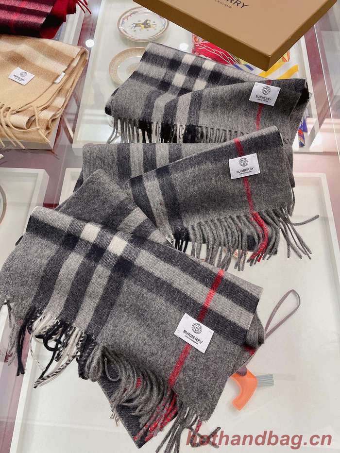 Burberry Scarf BBC00134