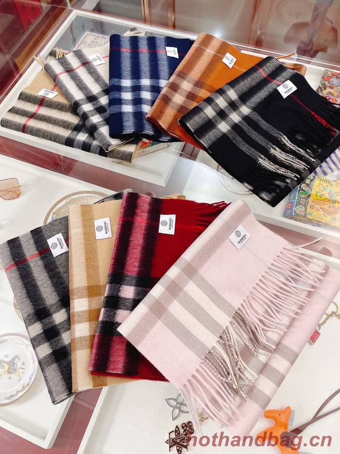 Burberry Scarf BBC00140