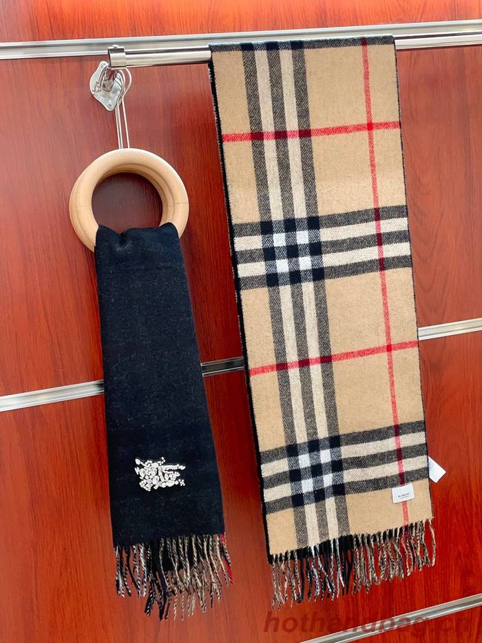 Burberry Scarf BBC00142