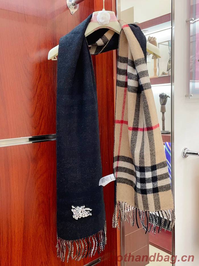 Burberry Scarf BBC00142