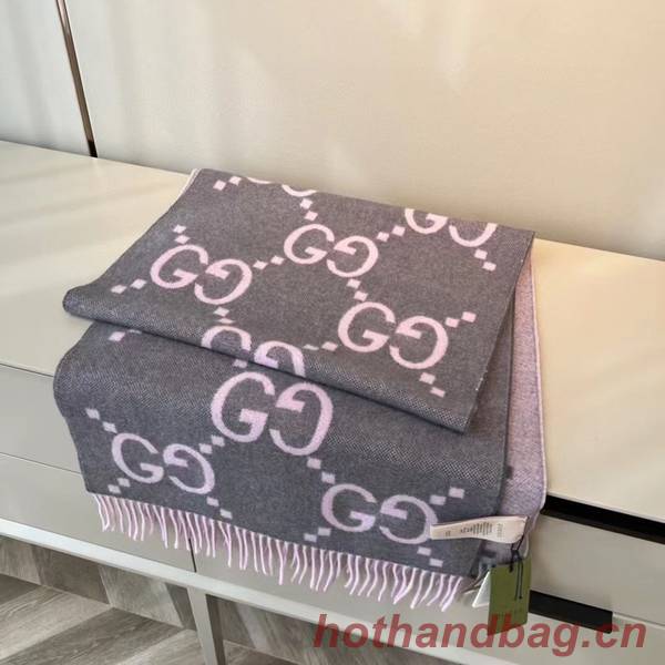 Gucci Scarf GUC00301