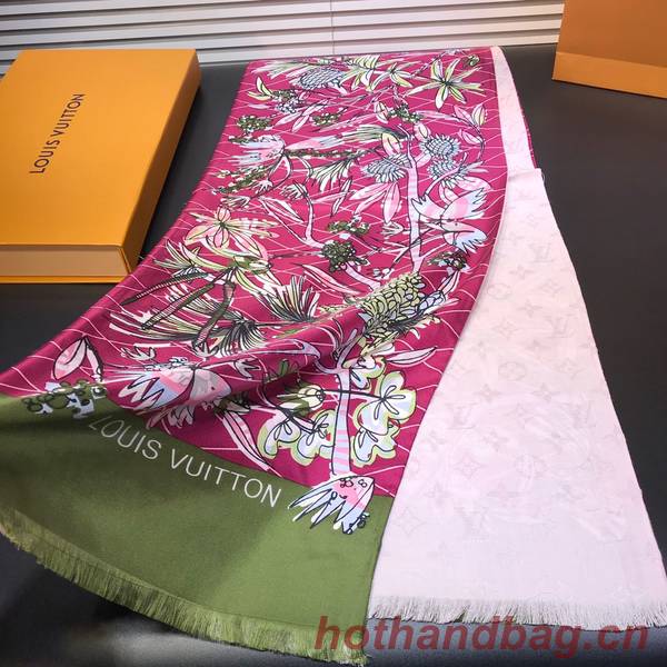 Louis Vuitton Scarf LVC00374