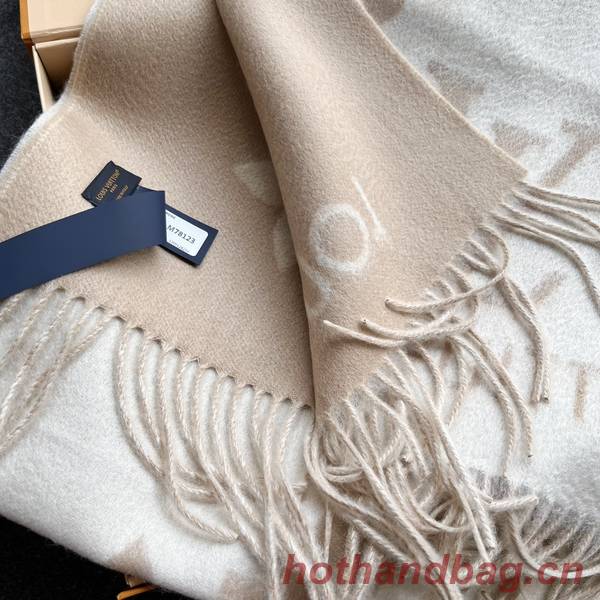 Louis Vuitton Scarf LVC00385