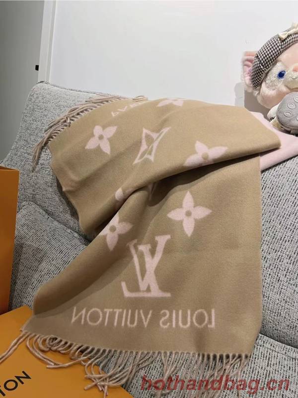 Louis Vuitton Scarf LVC00388