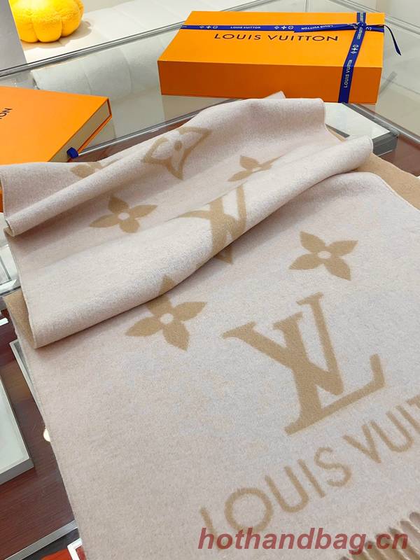 Louis Vuitton Scarf LVC00388