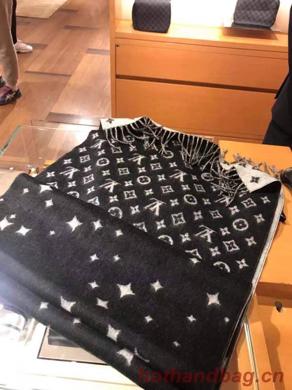 Louis Vuitton Scarf LVC00394