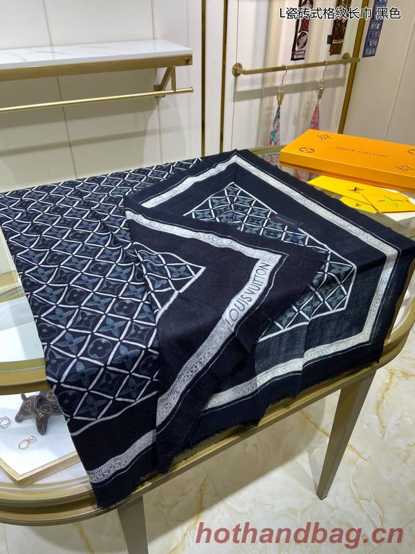 Louis Vuitton Scarf LVC00415