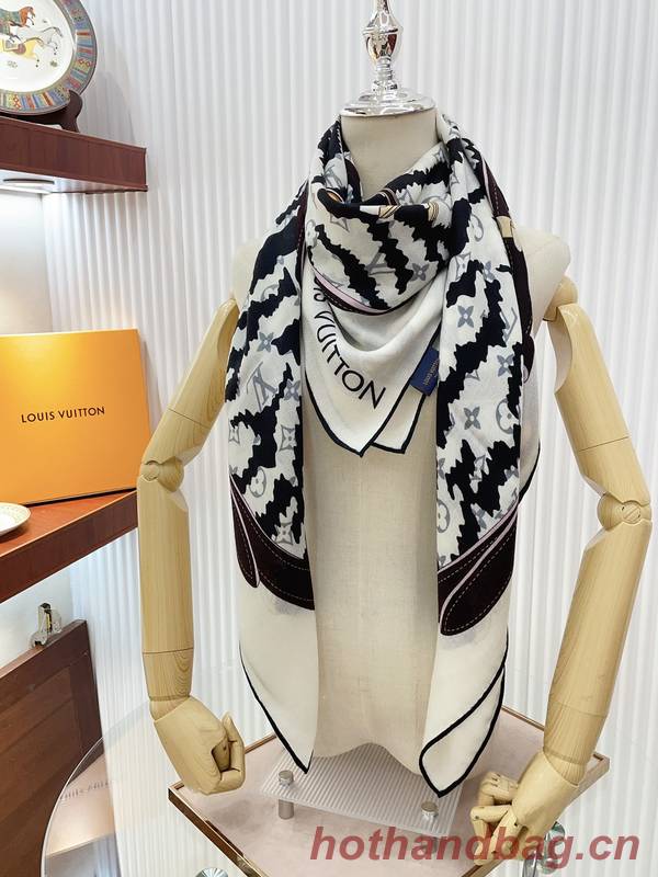 Louis Vuitton Scarf LVC00424