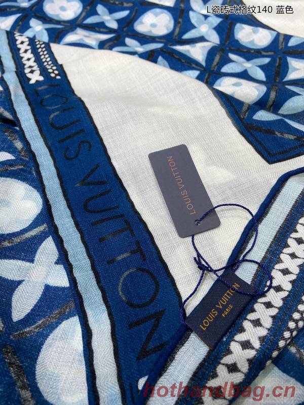 Louis Vuitton Scarf LVC00429