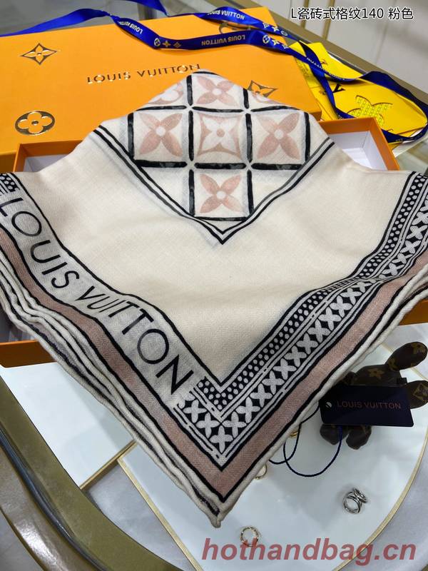 Louis Vuitton Scarf LVC00430