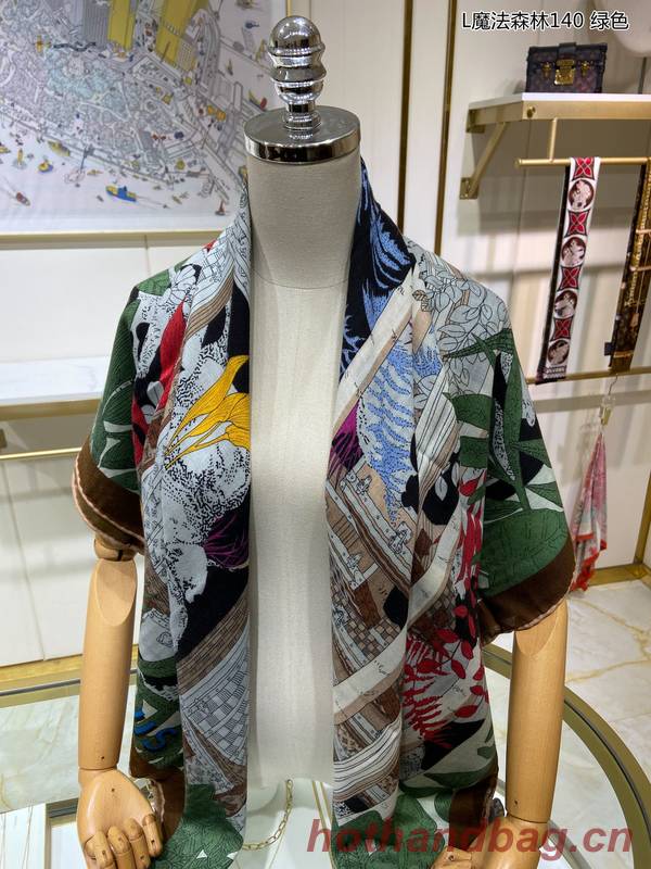 Louis Vuitton Scarf LVC00437