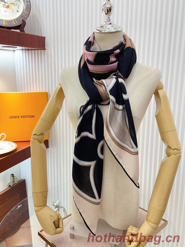 Louis Vuitton Scarf LVC00460