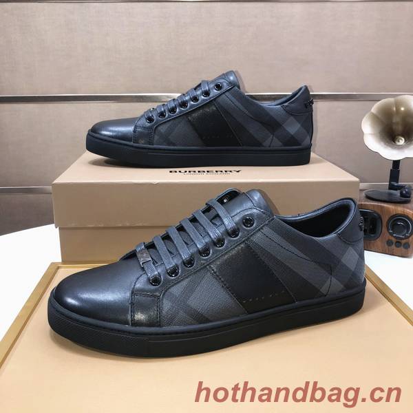 Burberry Shoes BBS00009