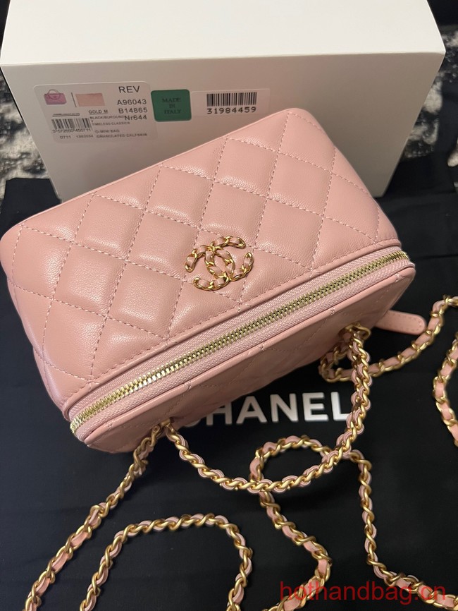 CHANEL CLUTCH WITH CHAIN AP3747 pink