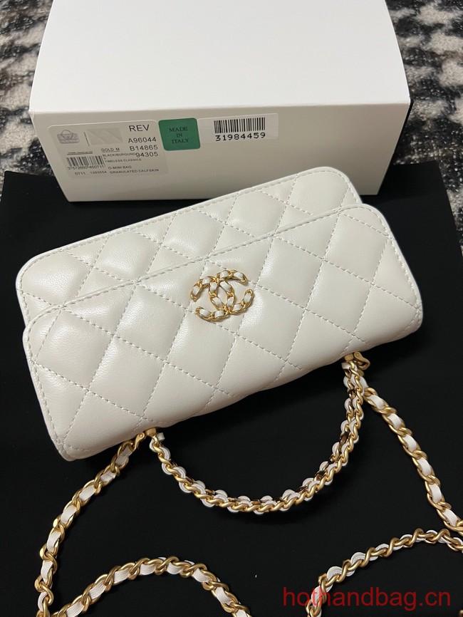 CHANEL FLAP PHONE HOLDER WITH CHAIN AP3575 white