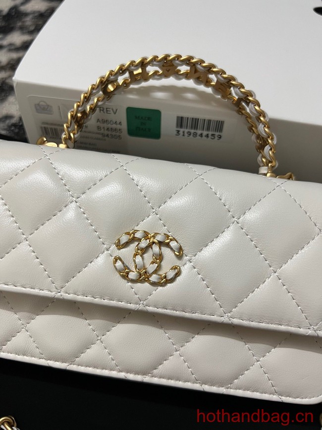 CHANEL FLAP PHONE HOLDER WITH CHAIN AP3575 white