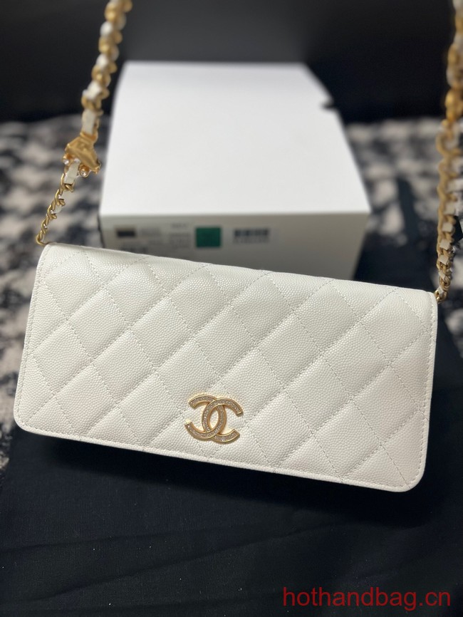 Chanel CLUTCH WITH CHAIN Gold-Tone Metal AP3499 white