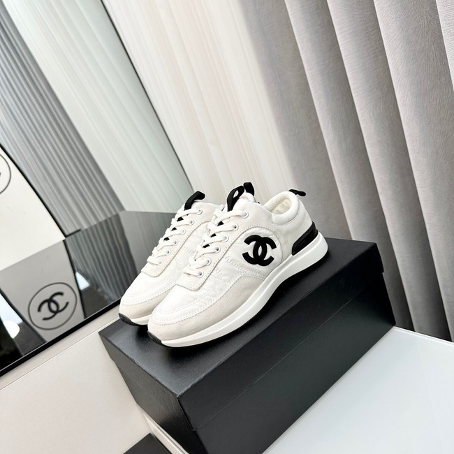 Chanel SNEAKER 93841-2