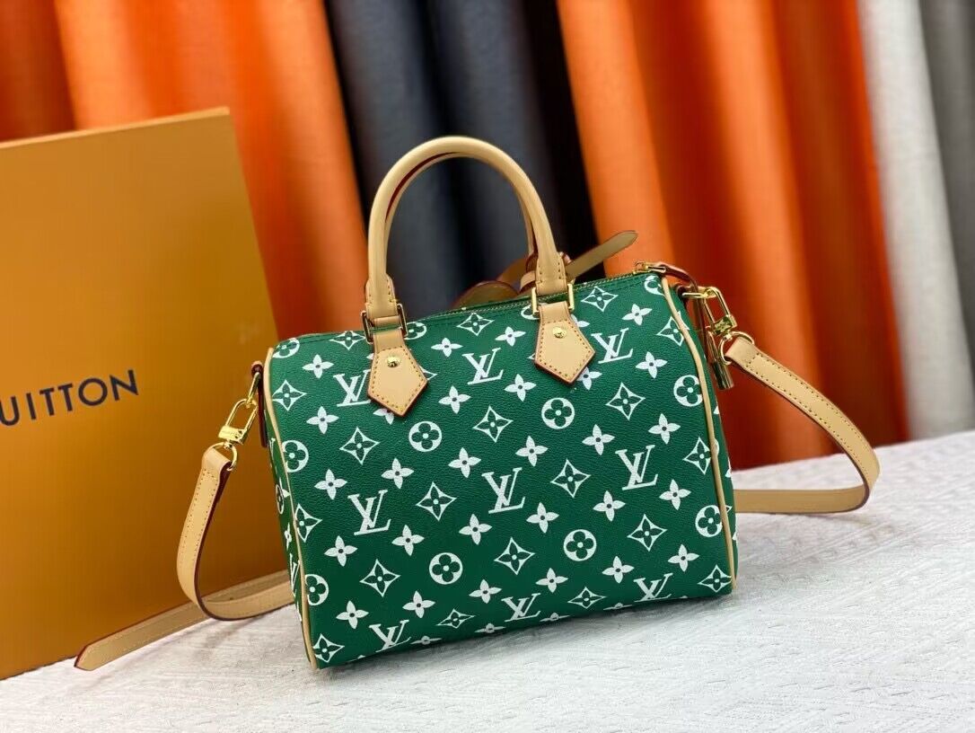 Louis Vuitton LV2024 Speedy 25 M24424 Green