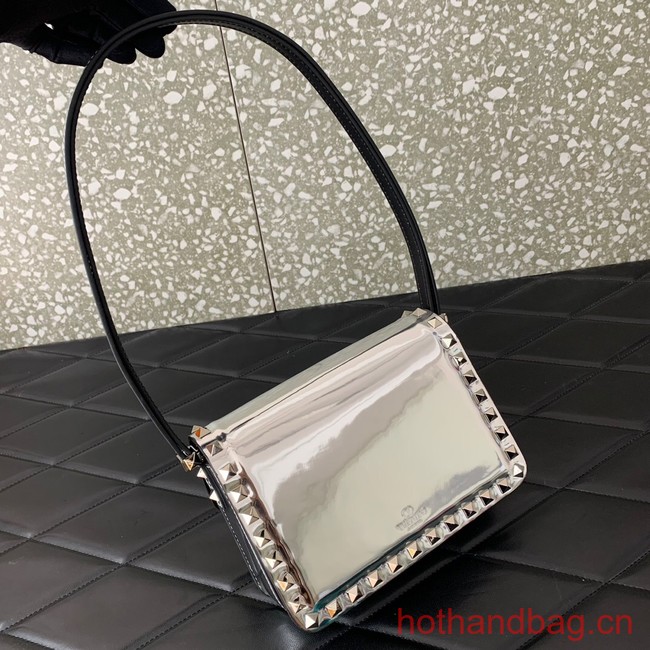 VALENTINO GARAVANI ROCKSTUD23 Small calfskin bag ZS098 silver