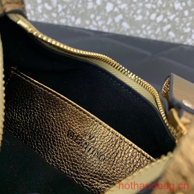 VALENTINO Rockstud calfskin small HOBO bag AG098 gold