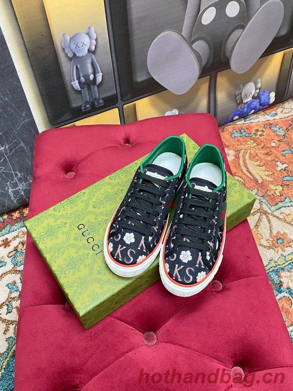 Gucci Couple Shoes GUS00775