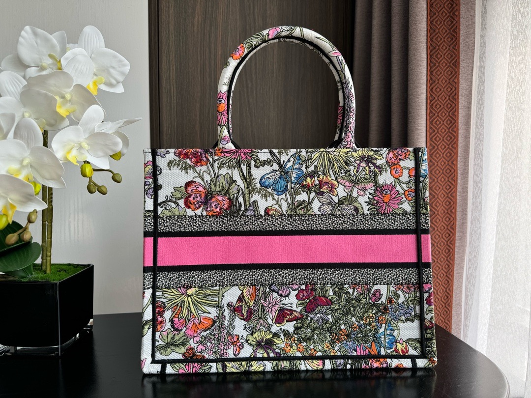 MEDIUM DIOR BOOK TOTE White Multicolor Mexico Millefiori Embroidery M1296ZEBJ