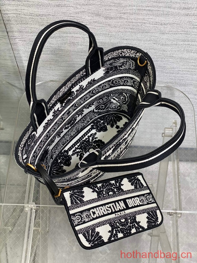 Dior HAT BASKET BAG White and Black Butterfly Bandana Embroider M1328CES