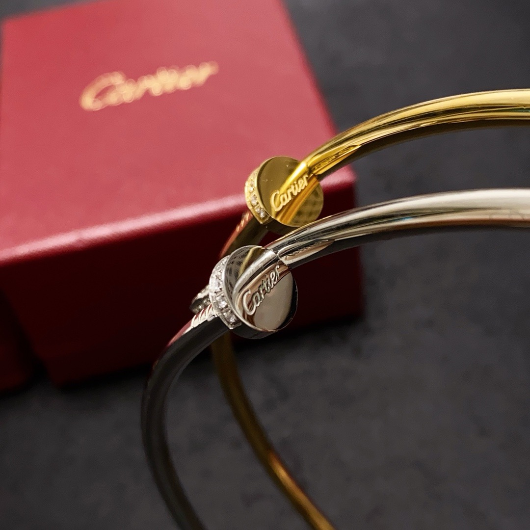 Cartier NECKLACE CE13332