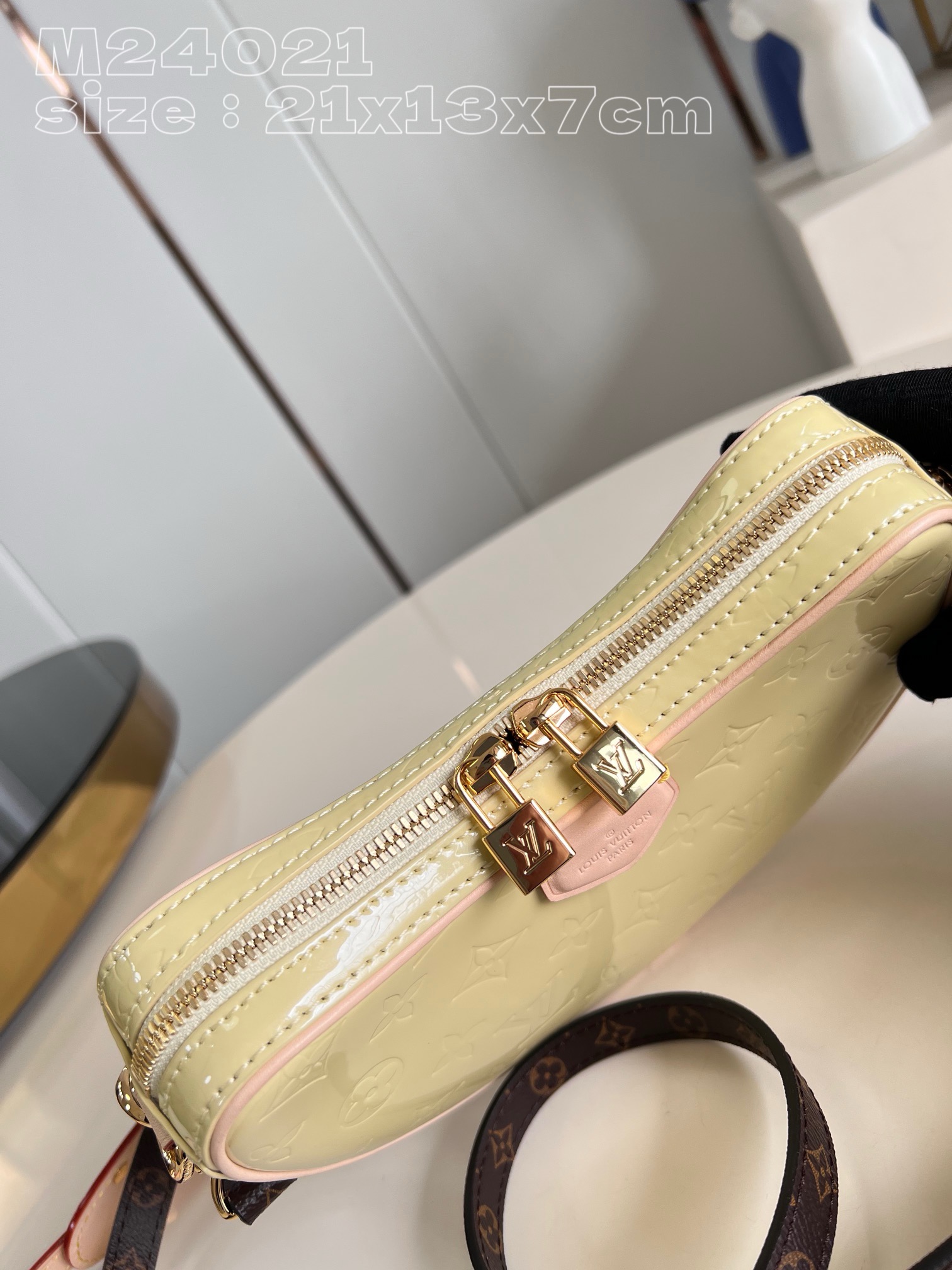 Louis Vuitton Croissant PM M24020 Chic and Yellow