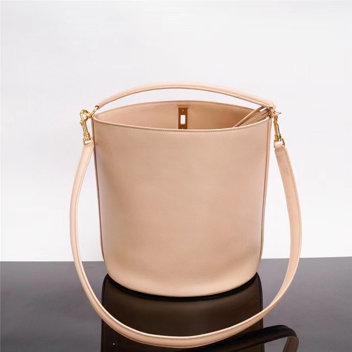 Celine BUCKET 16 BAG IN SUPPLE GRAINED CALFSKIN 195573 NUDE