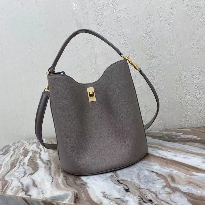 Celine BUCKET 16 BAG IN SUPPLE GRAINED CALFSKIN 195573 PEBBLE