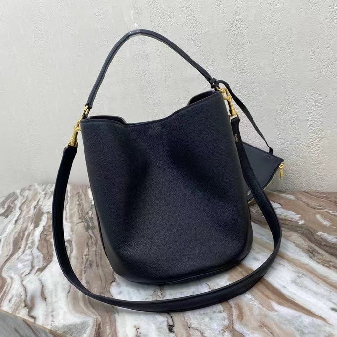 Celine BUCKET 16 BAG IN SUPPLE GRAINED CALFSKIN 195573 black