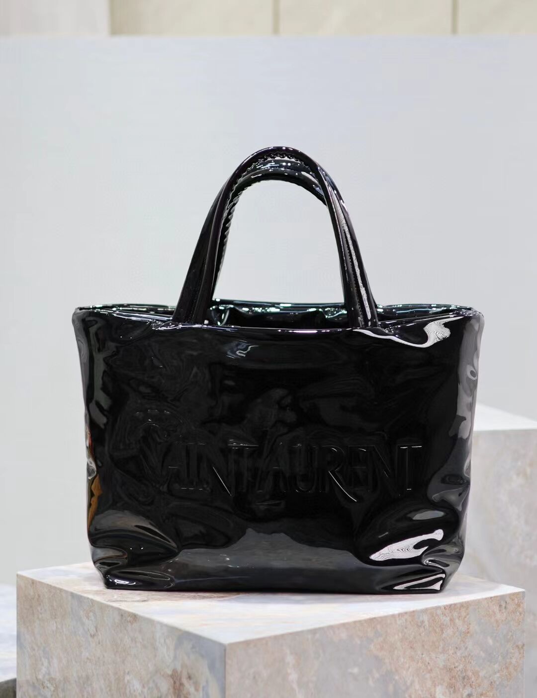 SAINT LAURENT MAXI TOTE IN PATENT CANVAS 756269 BLACK