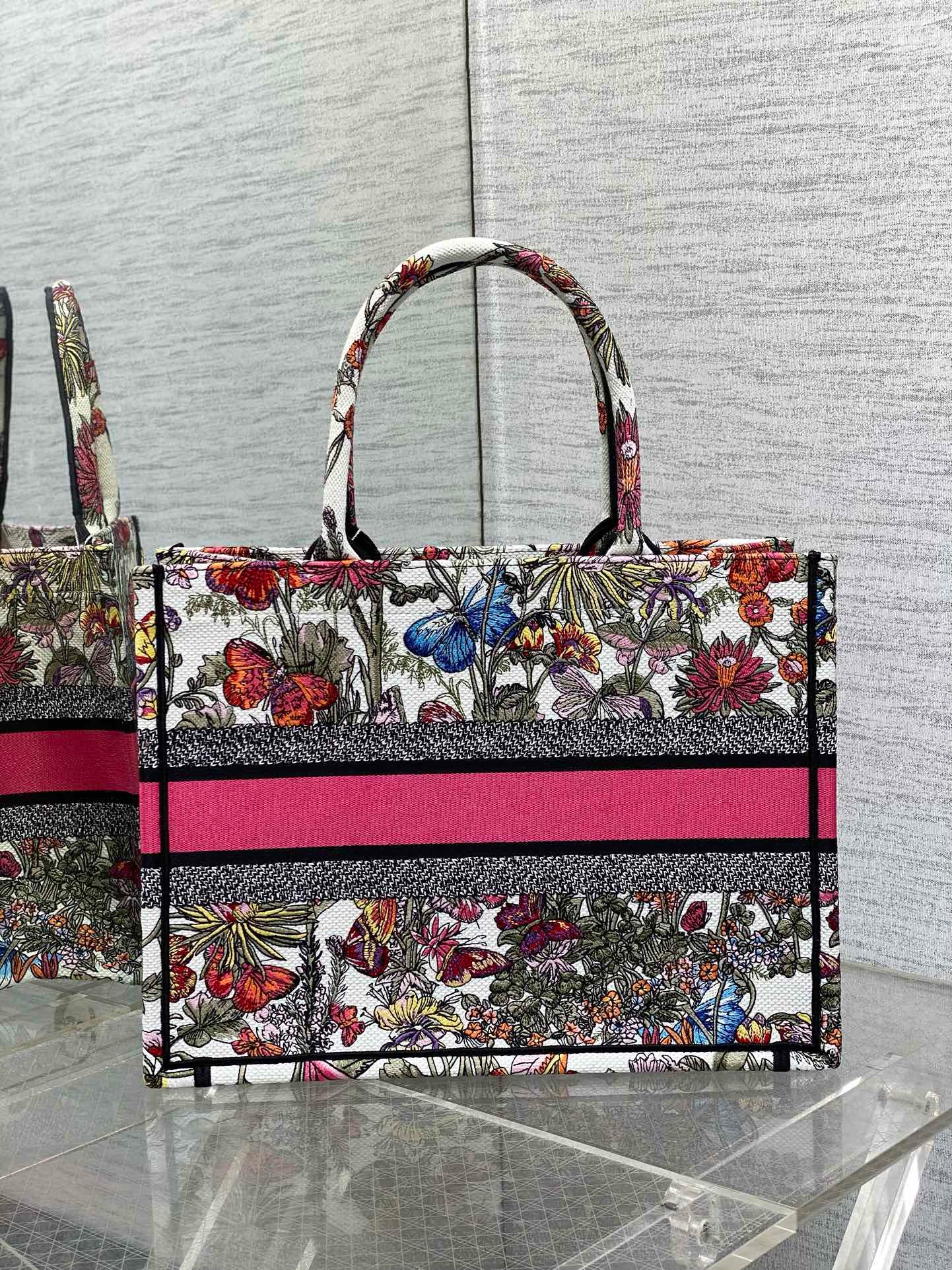 Medium Dior Book Tote White Multicolor Mexico Millefiori Embroidery M1296ZEID