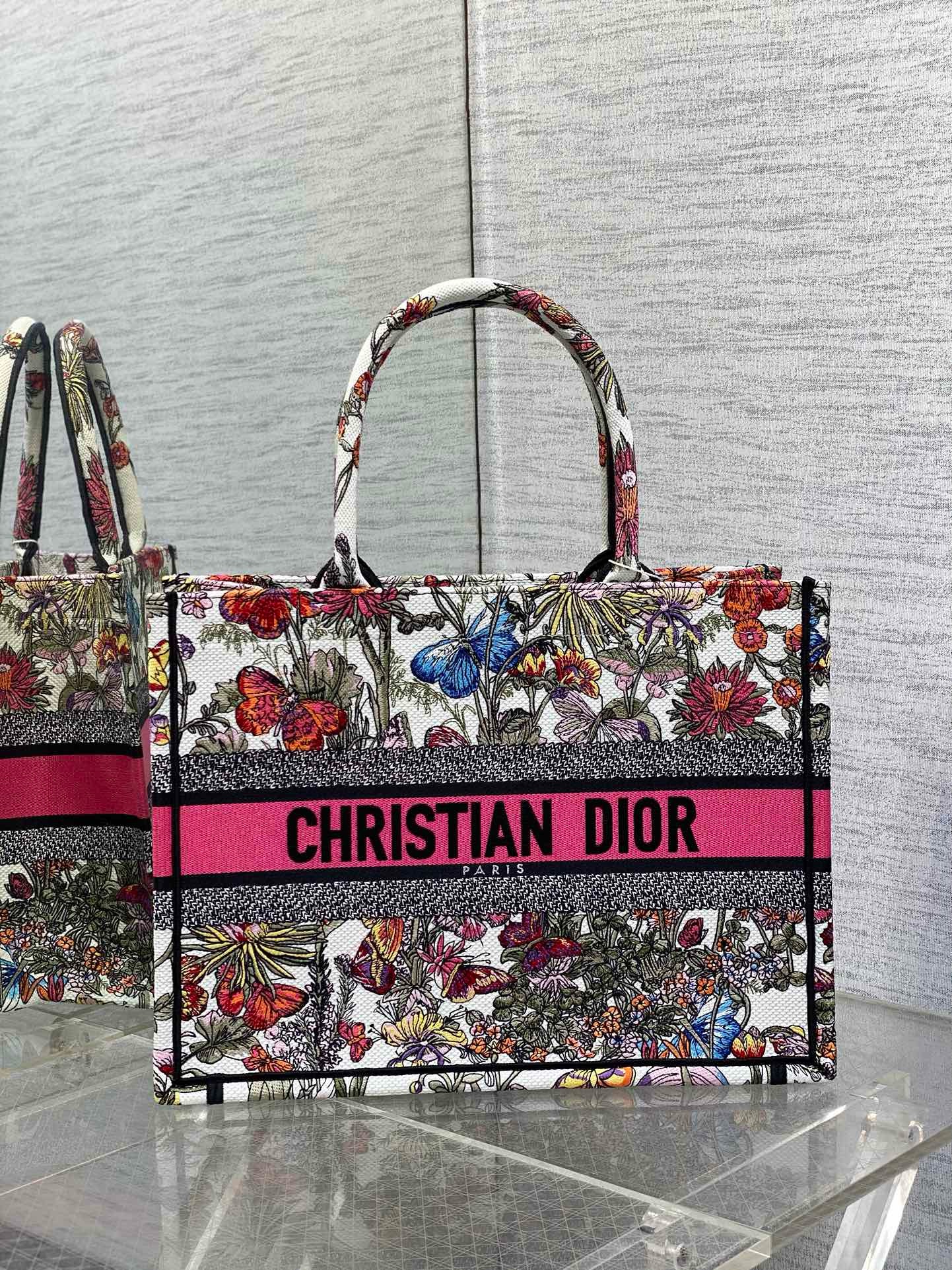 Medium Dior Book Tote White Multicolor Mexico Millefiori Embroidery M1296ZEID