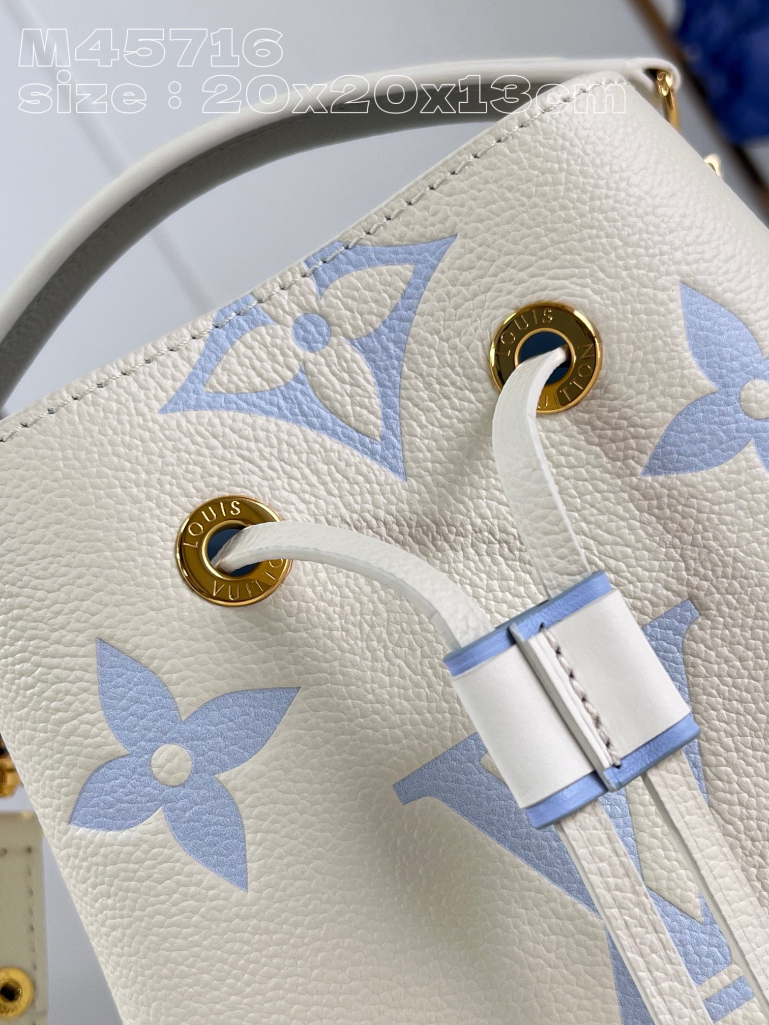 Louis Vuitton Noe Neonoe BB M22599 Latte&Candy Blue