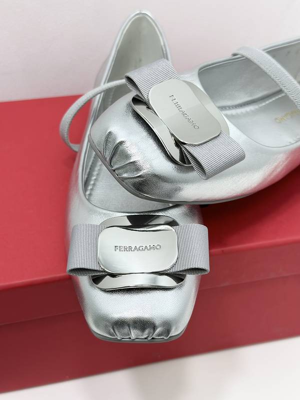 Ferragamo Shoes FMS00081