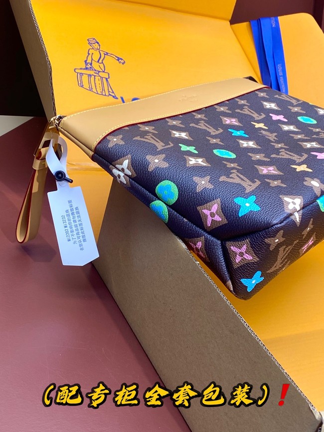 Louis Vuitton Pochette Voyage M83568