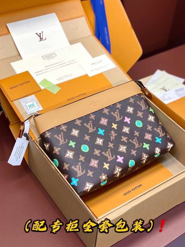 Louis Vuitton Pochette Voyage M83568