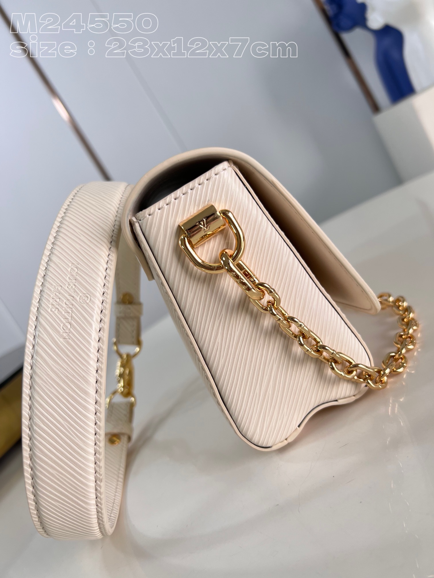 Louis Vuitton Twist West M24566 Quartz White