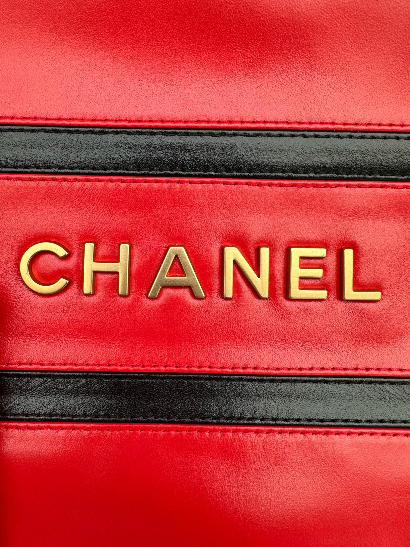 CHANEL 22 HANDBAG Calfskin & Gold-Tone Metal AS3261 Red&Black