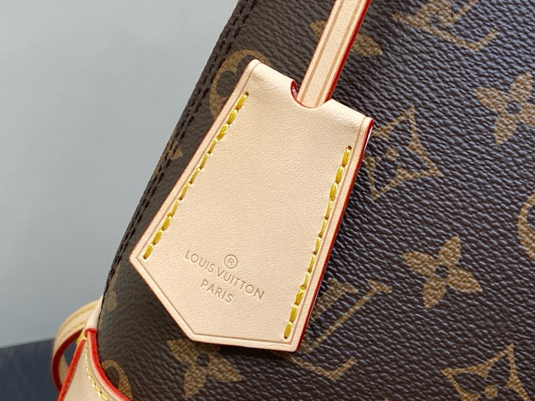 Louis Vuitton Alma Backpack M47132