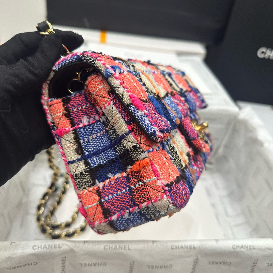 CHANEL MINI CLASSIC HANDBAG A69900 Multicolor