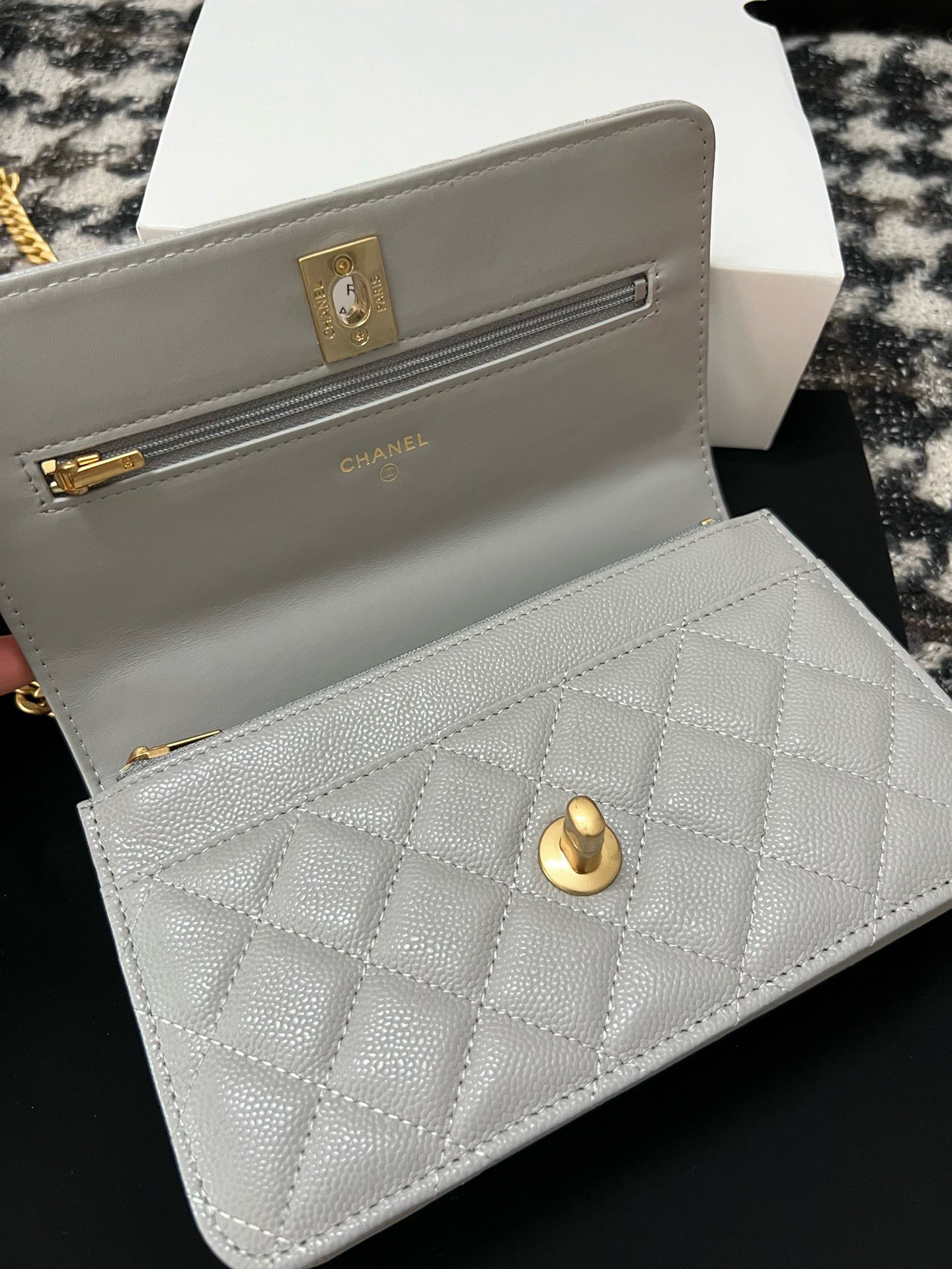 CHANEL WALLET ON CHAIN AP3971 gray